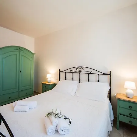 Lägenhetshotell Trulli Nuova Aia 4*