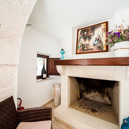 Lägenhetshotell Trulli Nuova Aia 4*