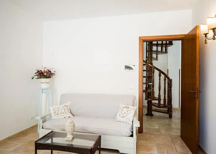 Trulli Nuova Aia Apart Otel 4*